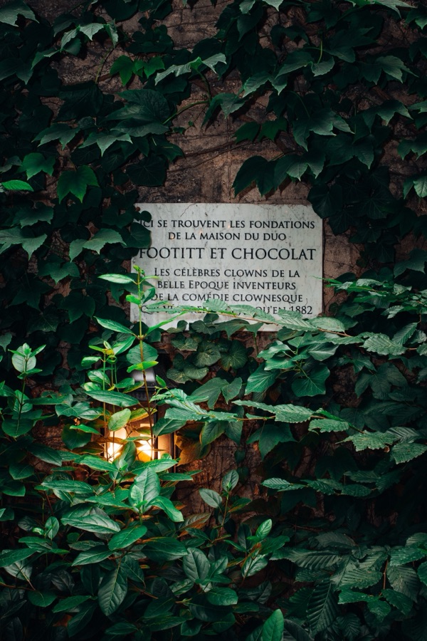 Société Française des Parfumeurs 032 — Société Française des Parfumeurs, by Hugo Gruter